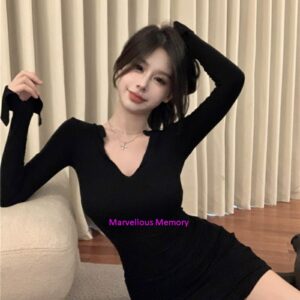 Dress (body fit) (D216)